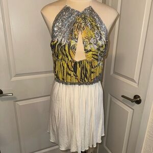 Sky Metallic Gold and Cream Fabric